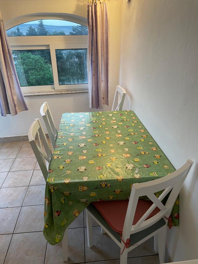 Diana Rooms And Apartments Starigrad Paklenica Luaran gambar