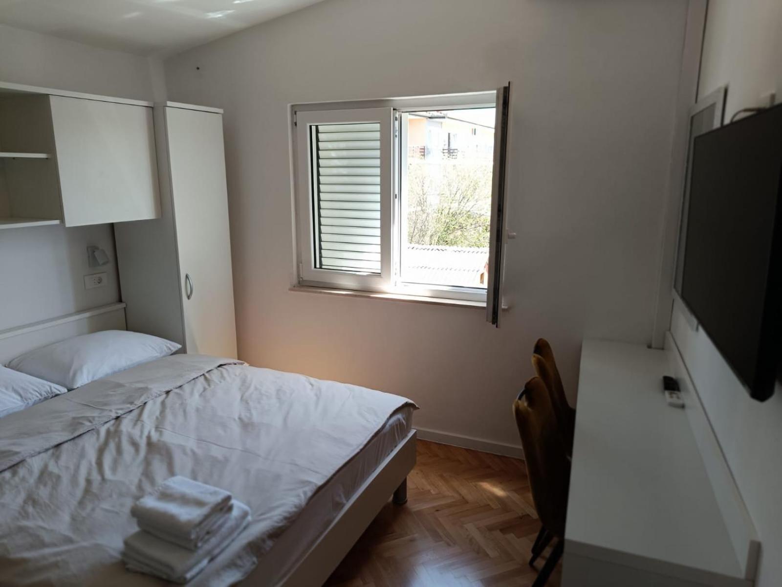 Diana Rooms And Apartments Starigrad Paklenica Bilik gambar
