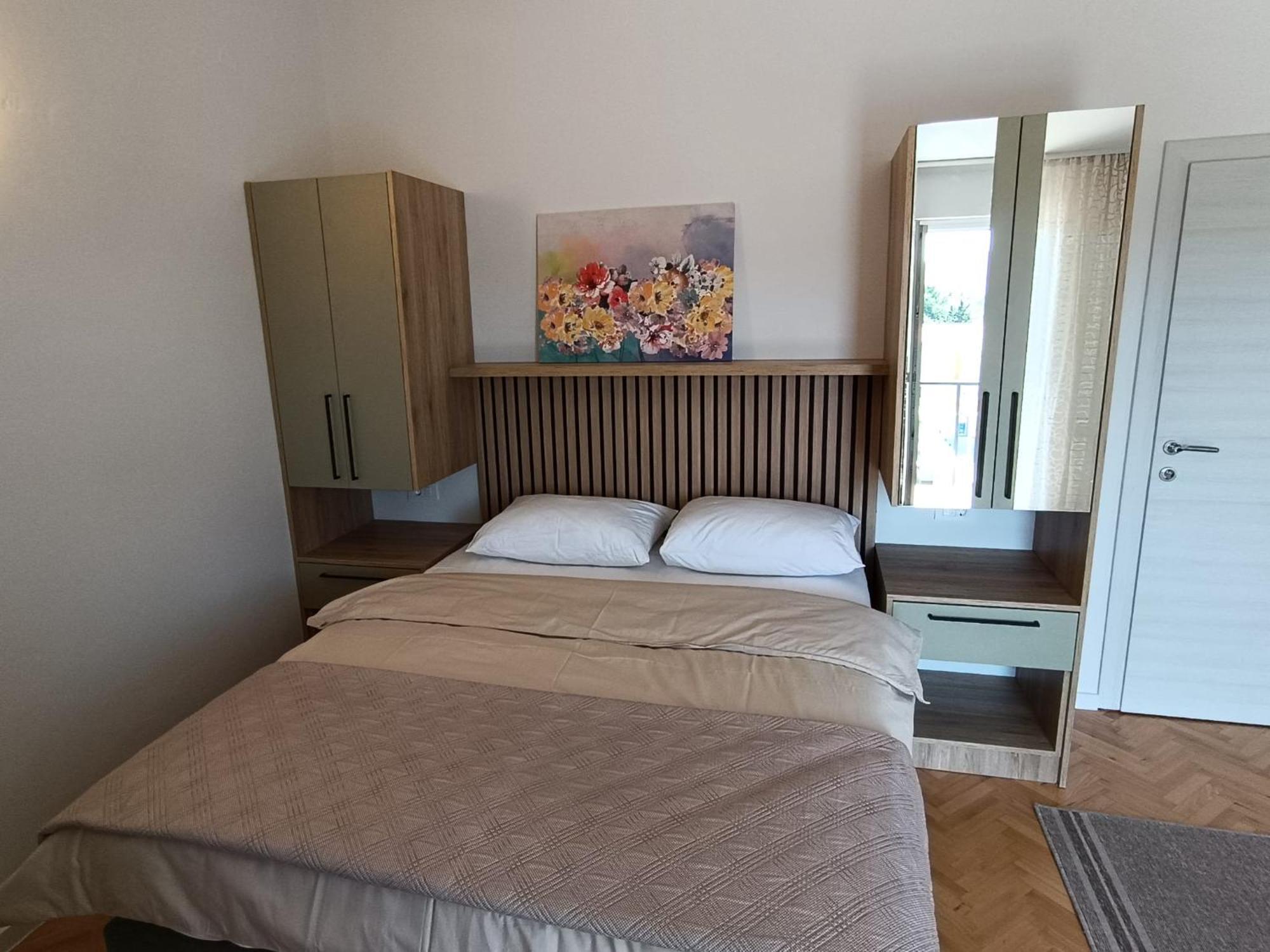 Diana Rooms And Apartments Starigrad Paklenica Luaran gambar
