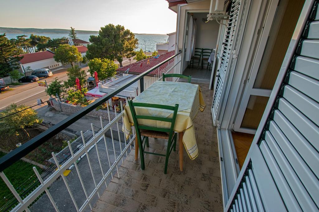 Diana Rooms And Apartments Starigrad Paklenica Luaran gambar